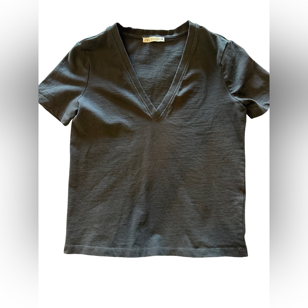 Zara Black V-Neck Short Sleeve Tee